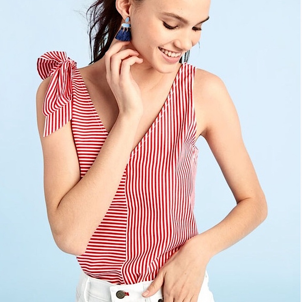 Vineyard Vines Red & White Seersucker Tank Top